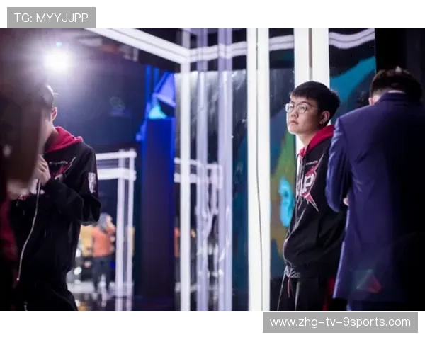 三位选手的成长课：怎样在电竞残酷时代活下来